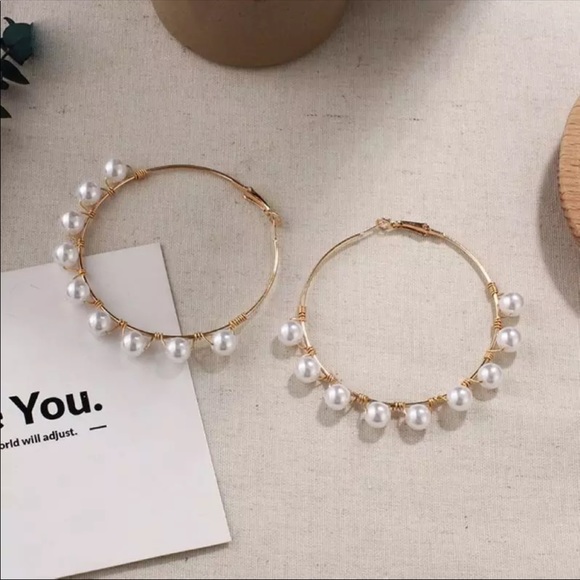Jewelry - Pearl Hoops